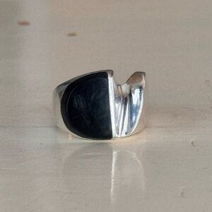 Sterling Silver & Onyx Ring Sz8